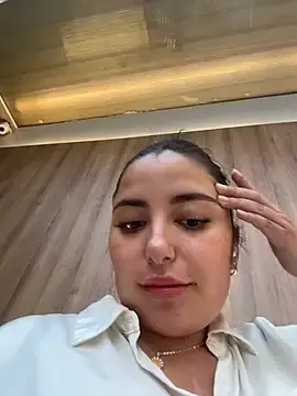 Stripchat Watch Live Sex Cams of sukhakunis1