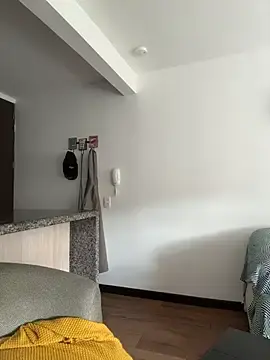 Stripchat Live Sex Cam of sukhakunis1
