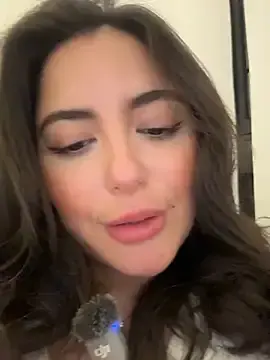 Stripchat Live Sex of sukhakunis1