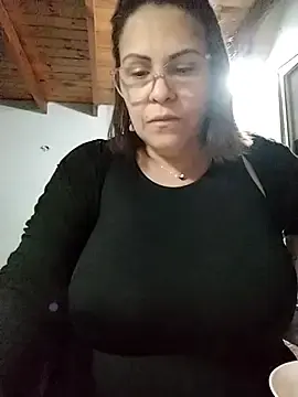 Stripchat Best live sex cam show of Ayanti79