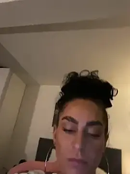 Stripchat Sex Chat of CurlyRouge