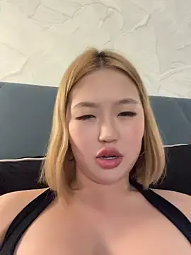 Stripchat Free Live Porn of Aiko_Yumi
