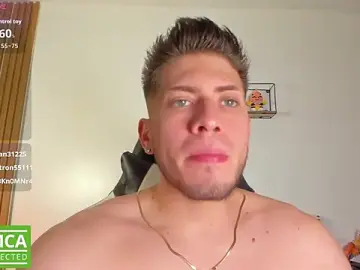 Stripchat Live Sex Cam of SebastianMaximoff_