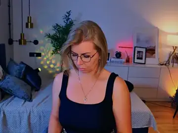 Stripchat Free Live Porn of Annie_Light