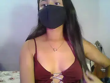 Stripchat Live Porn of goldy_02