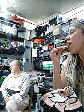Stripchat Watch Live Sex Cams of eva-2023