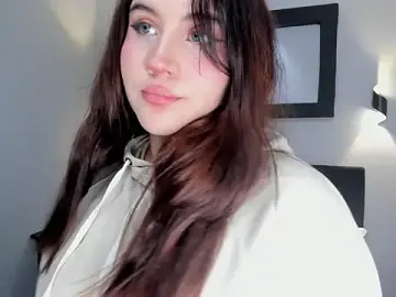 Stripchat Sex Cam of Ivy_Valet