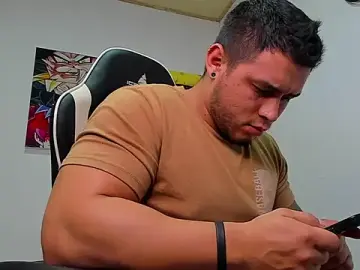 Stripchat Best live sex cam show of Marco_diaz1