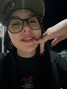 Stripchat Free Live Porn of Natha_Fantasy