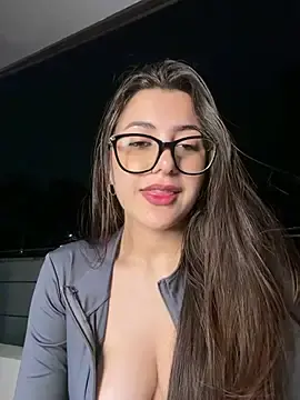 Stripchat Sex Cam of Natha_Fantasy