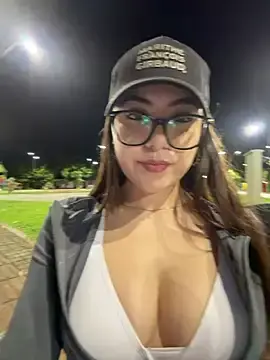 Stripchat Nude Webcam of Natha_Fantasy