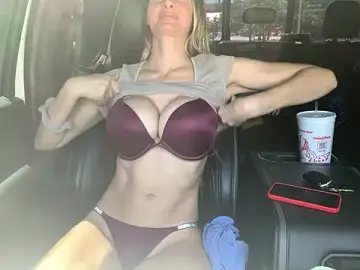 Stripchat Best live sex cam show of TheFitFreak