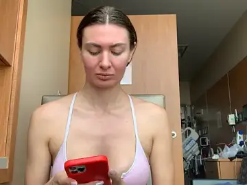 Stripchat Best live sex cam show of TheFitFreak