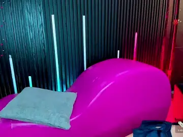 Stripchat Best Webcam of Threesome-no-mercy