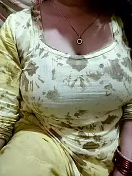 Stripchat Sex Cam of PARI51