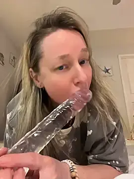 Stripchat Free Porn Cam of Vivian_MayXxX
