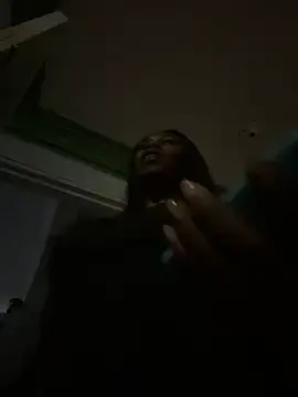 Stripchat Watch Live Sex Cams of sweetsarabig22cm