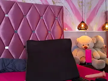 Stripchat Best live sex cam show of BELLA-ADAMS_