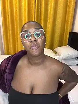 Stripchat Live Sex Cam of Honeylust26