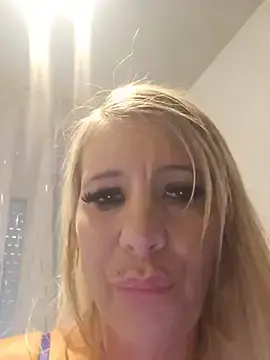 Stripchat Free Porn Cam of Sexy_Sparkling_