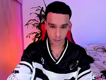 Stripchat Watch Live Sex Cams of Damianwhite