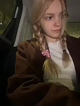 Stripchat Free Porn Cam of elsawhere