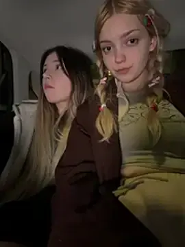 Stripchat Live Sex Cam of elsawhere