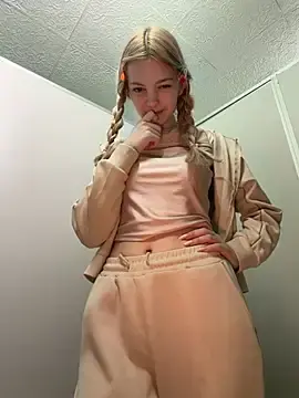 Stripchat Best live sex cam show of elsawhere