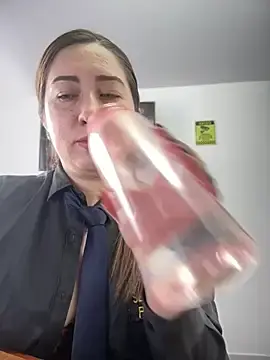 Stripchat Watch Live Sex Cams of suzy-111