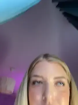 Stripchat Adult Webcam of OdriOlsens