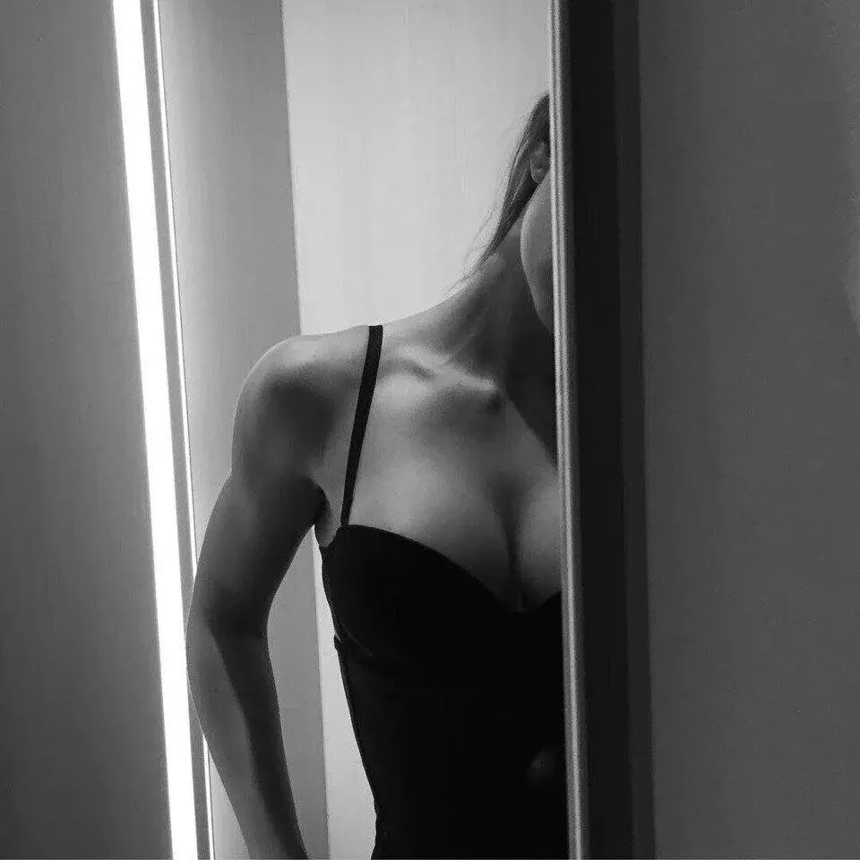 Viola_Becker