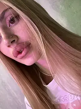 Stripchat Live Porn of Elizabeth_Tay