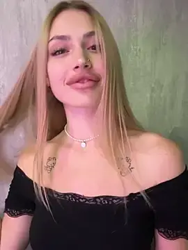 Stripchat Free Live Porn of Elizabeth_Tay