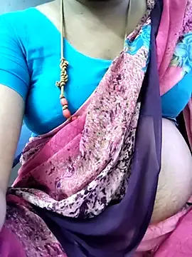 Stripchat Free Porn Cam of Tamilrojanew