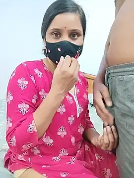 Stripchat Watch Live Sex Cams of Your___Riya