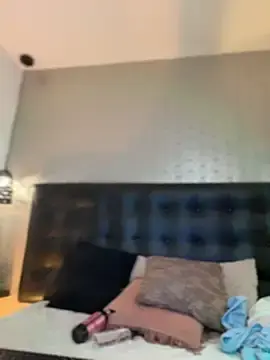 Stripchat Free Porn Cam of MiahWindsor