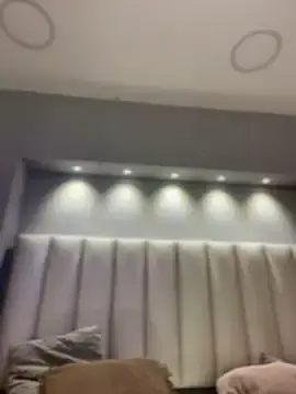 Stripchat Free Live Porn of MiahWindsor