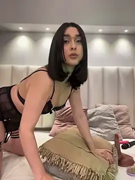 Stripchat Best live sex cam show of MiahWindsor