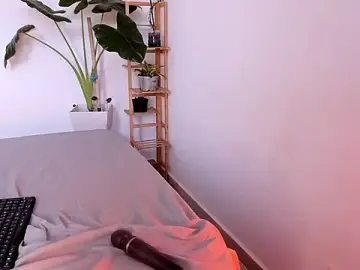 Stripchat Free Porn Cam of rossth1