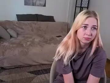 Stripchat Live Sex Cam of SungDierks