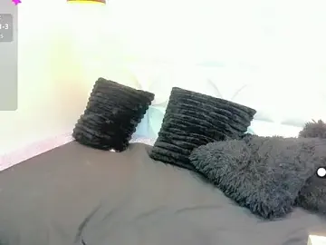 Stripchat Nude Webcam of samymilf4