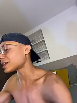 Stripchat Live Sex Cam of Bigdariza