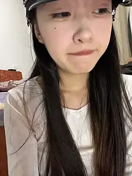 Stripchat Live Sex Cam of MengMeng0515