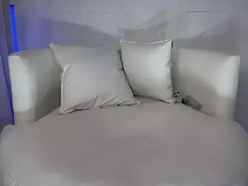 Stripchat Watch Live Sex Cams of Reyna63