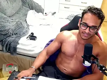 Stripchat Watch Live Sex Cams of Theothermofo1