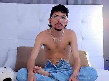 Stripchat Watch Live Sex Cams of jake_miller__