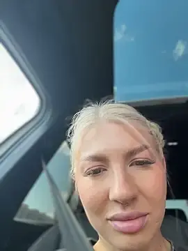Stripchat Watch Live Sex Cams of NewLale