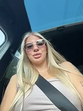 Stripchat Live Sex Cam of NewLale