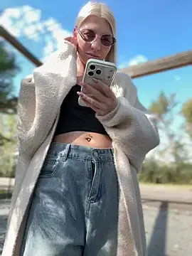 Stripchat Sex Cam of NewLale