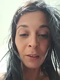 Stripchat Live Sex Cam of Viola43